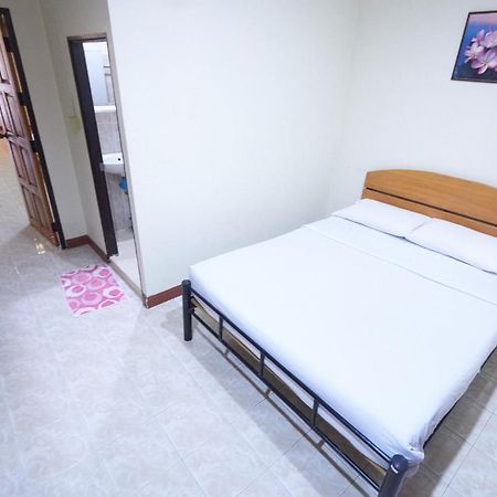 Toon Guesthouse Sukhothai Bagian luar foto