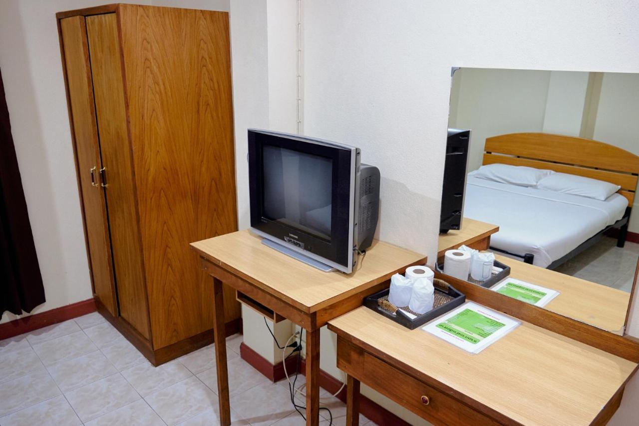 Toon Guesthouse Sukhothai Bagian luar foto