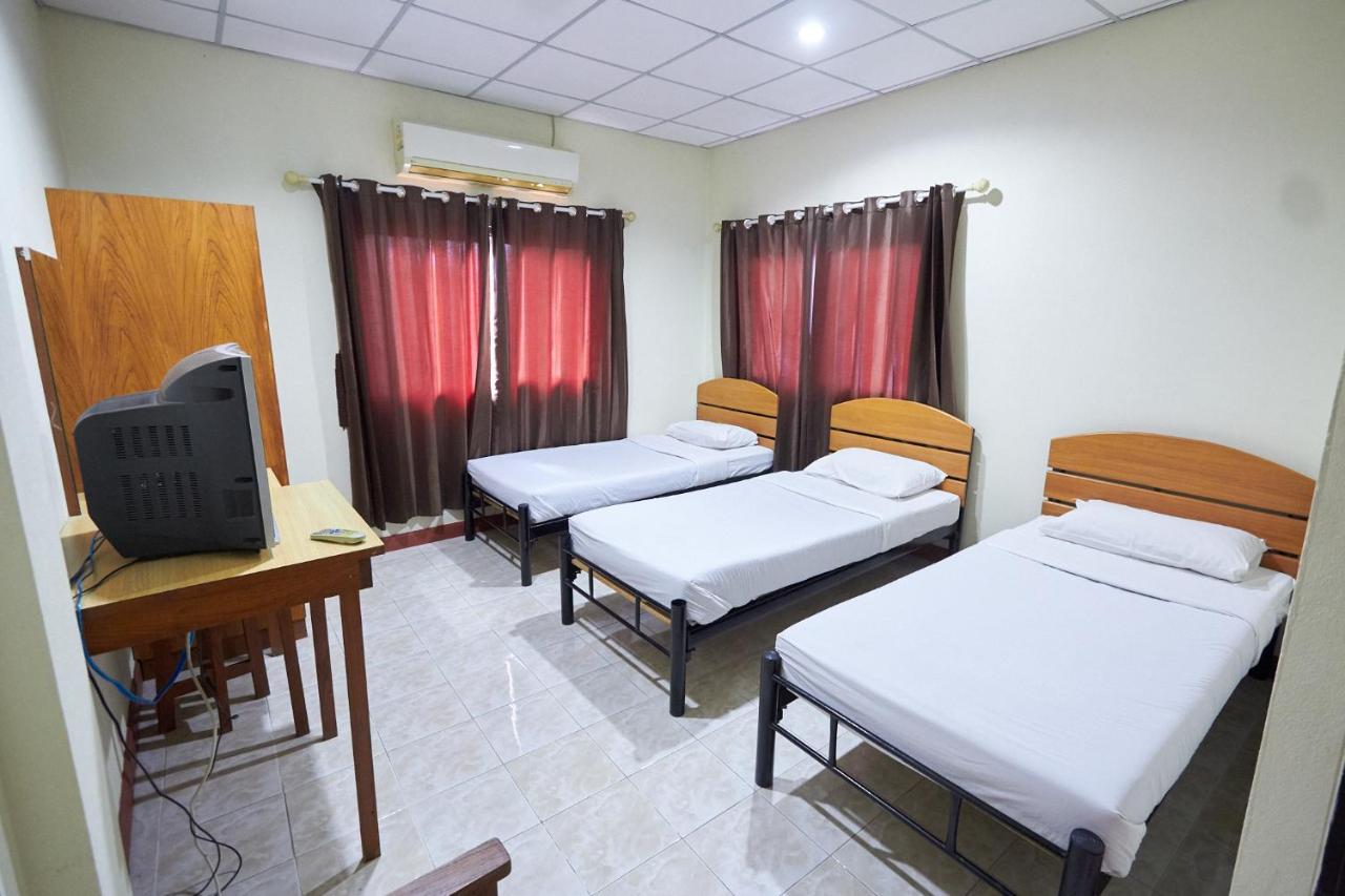 Toon Guesthouse Sukhothai Bagian luar foto