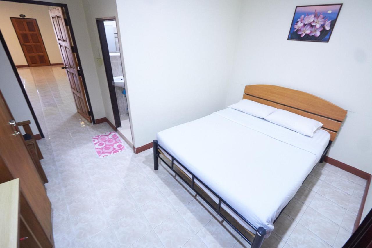 Toon Guesthouse Sukhothai Bagian luar foto