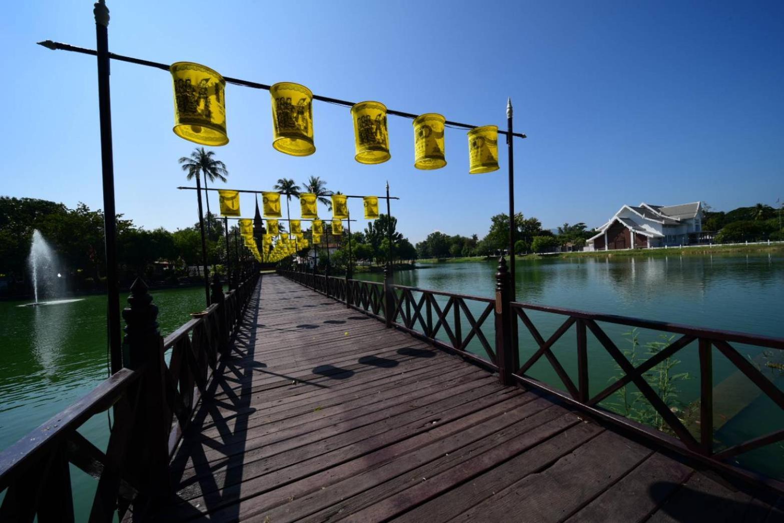 Toon Guesthouse Sukhothai Bagian luar foto