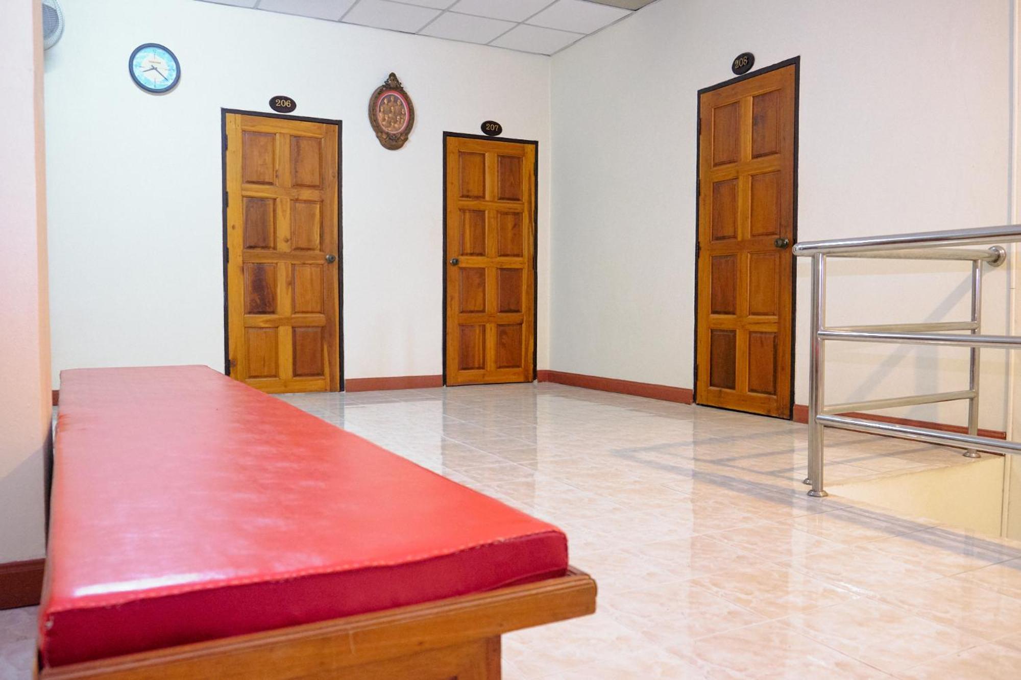 Toon Guesthouse Sukhothai Bagian luar foto